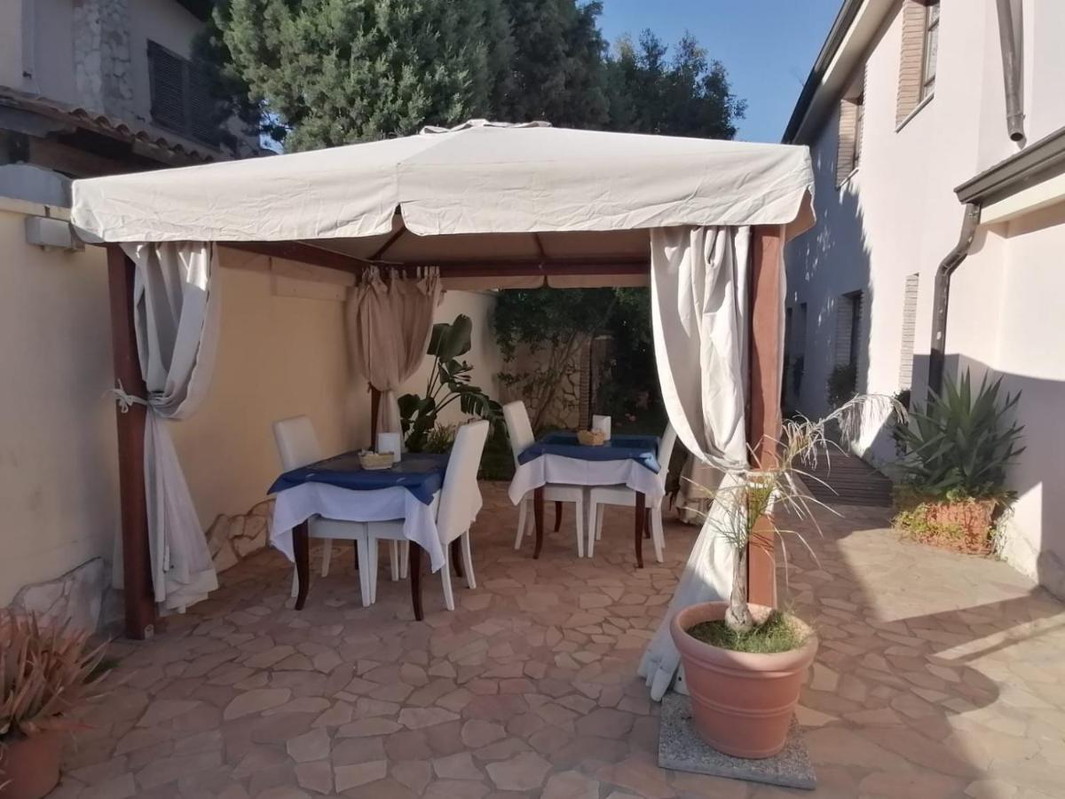 Gentarrubia Bed and Breakfast Capoterra Εξωτερικό φωτογραφία