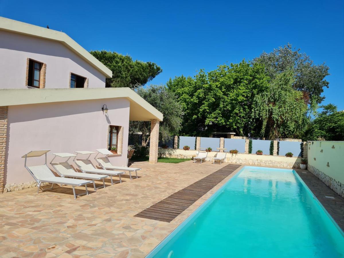 Gentarrubia Bed and Breakfast Capoterra Εξωτερικό φωτογραφία