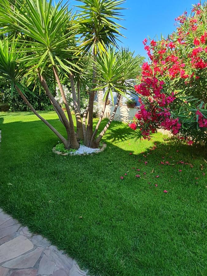 Gentarrubia Bed and Breakfast Capoterra Εξωτερικό φωτογραφία