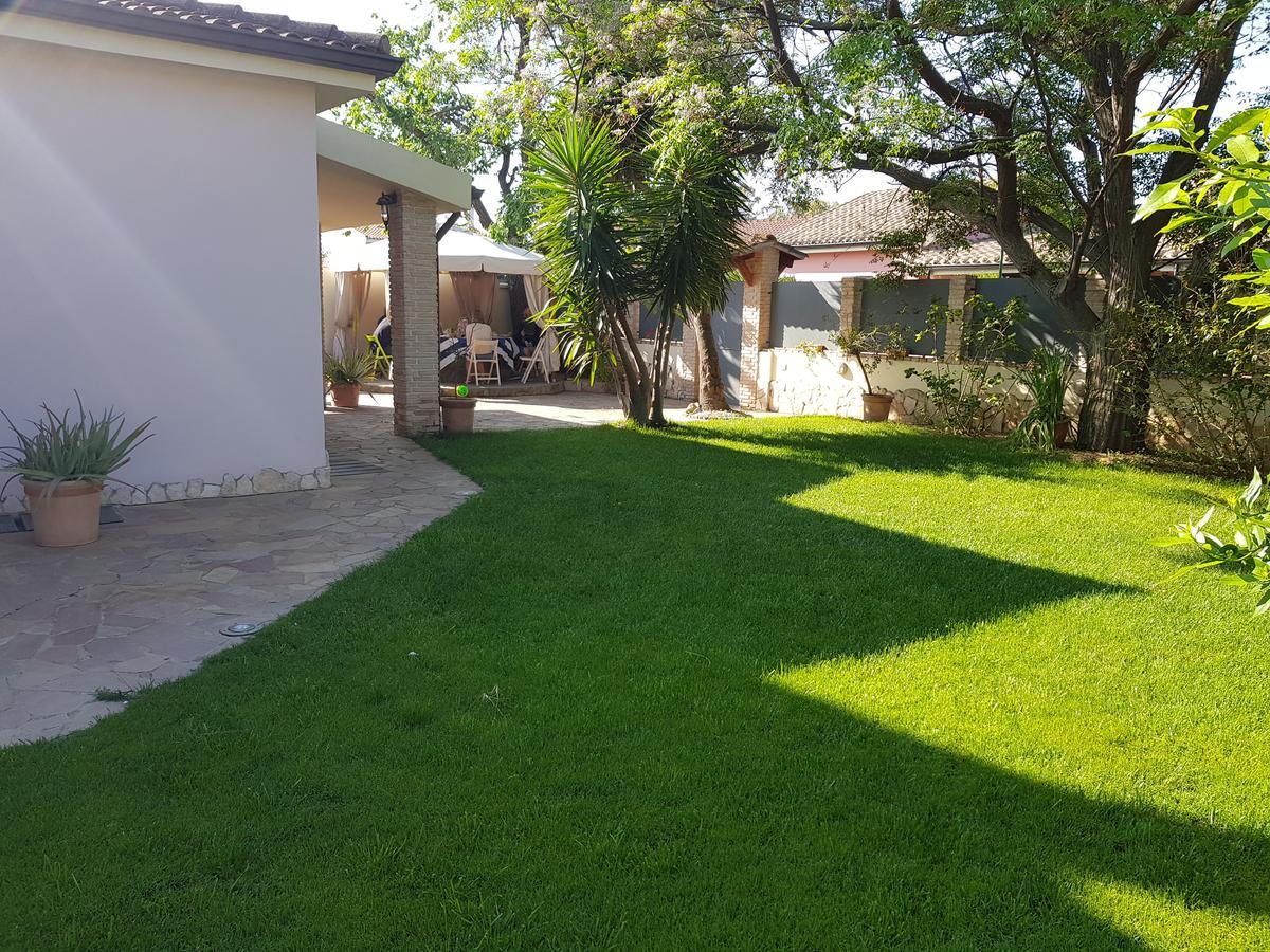 Gentarrubia Bed and Breakfast Capoterra Εξωτερικό φωτογραφία